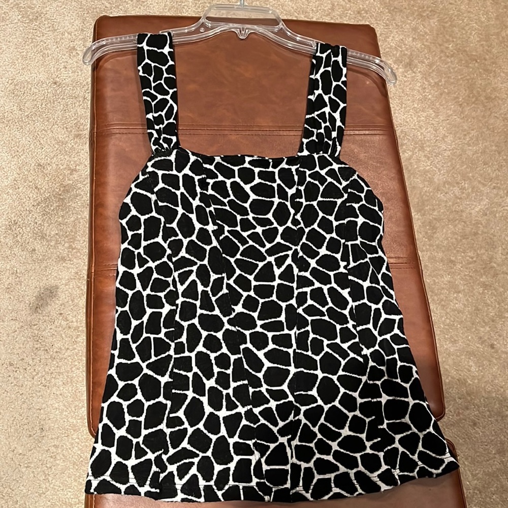 White House Black Market- White and Black Tank Top - Size Medium